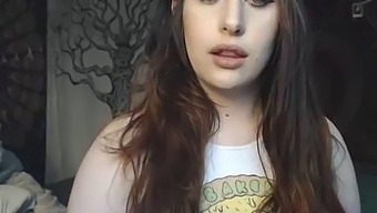 Busty Webcam Beauty Haylihaze'S Solo Show With Ohmibod Technology