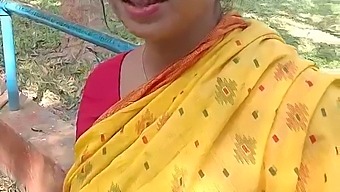 Desi Hot Sexy Bhabi In Amazing Sex Story